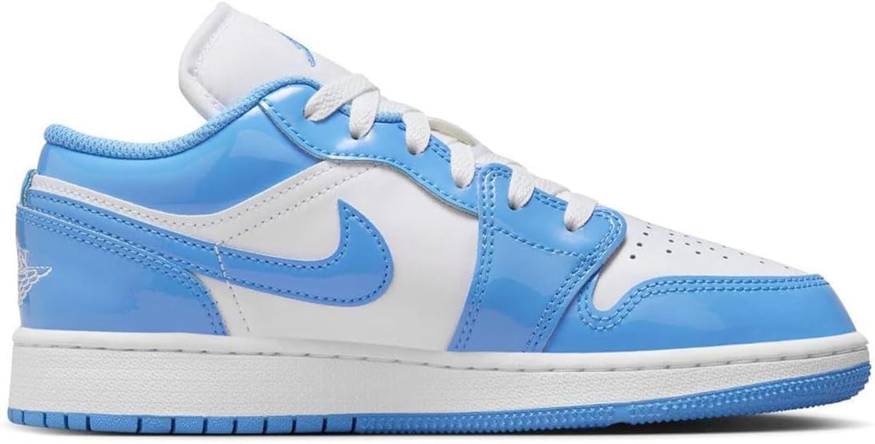 NIKEスニーカージョーダン　最終値下げ SNS×NIKE AIR JORDAN 1 MID 
